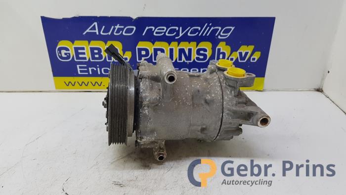 Gebruikte Aircopomp Ford Transit Prijs € 50,00 Margeregeling aangeboden door Autorec. Gebr. Prins b.v.