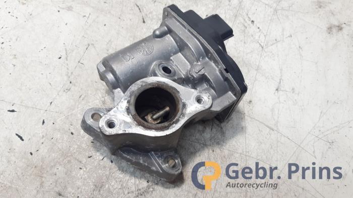 Gebruikte Uitlaat gasklep (EGR) Renault Clio IV (5R) 1.5 Energy dCi 90 FAP Prijs € 40,00 Margeregeling aangeboden door Autorec. Gebr. Prins b.v.