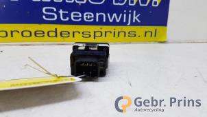 Gebruikte Schakelaar Koplamp Ihv Suzuki Celerio (LF) 1.0 12V Dualjet Prijs € 10,00 Margeregeling aangeboden door Autorec. Gebr. Prins b.v.