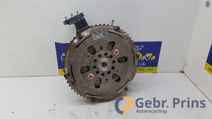 Gebruikte Dynamo Volvo XC90 II 2.0 T8 16V Twin Engine AWD Prijs € 300,00 Margeregeling aangeboden door Autorec. Gebr. Prins b.v.