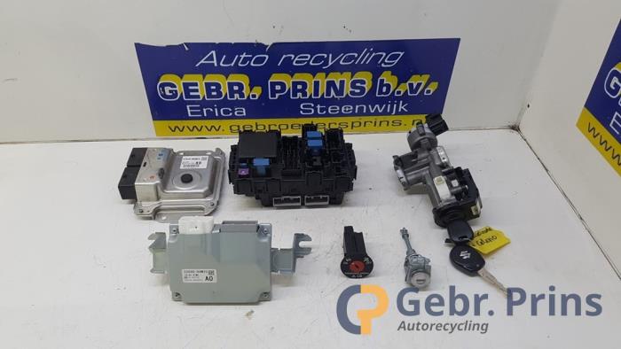 Gebruikte Contactslot + computer Suzuki Celerio (LF) 1.0 12V Dualjet Prijs € 150,00 Margeregeling aangeboden door Autorec. Gebr. Prins b.v.