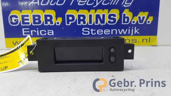 Gebruikte Display Interieur Opel Corsa D 1.3 CDTi 16V ecoFLEX Prijs € 20,00 Margeregeling aangeboden door Autorec. Gebr. Prins b.v.