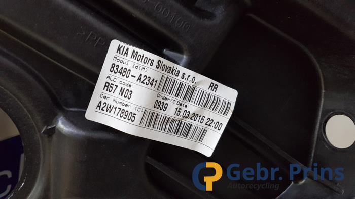 Ruitmechaniek 4Deurs rechts-achter van een Kia Cee'd Sportswagon (JDC5) 1.6 CRDi 16V VGT 2016