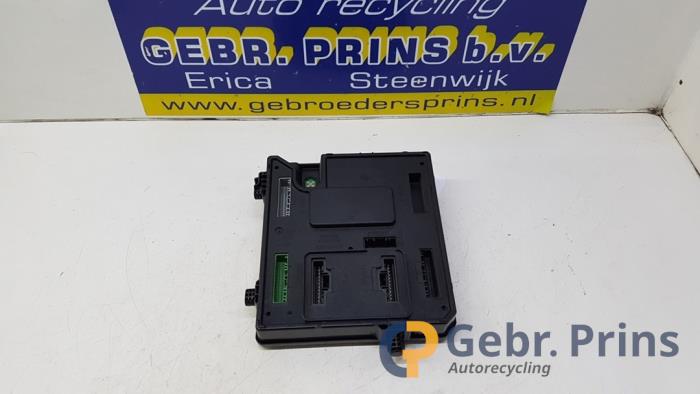 Gebruikte Module Bodycontrol Renault Megane III Grandtour (KZ) Prijs € 40,00 Margeregeling aangeboden door Autorec. Gebr. Prins b.v.