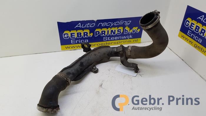 Turboslang van een Volkswagen Caddy III (2KA,2KH,2CA,2CH) 1.6 TDI 16V 2013