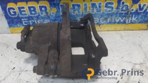 Gebruikte Remklauw (Tang) links-voor Dodge Nitro 3.7 STX V6 4x4 Autom. Prijs € 35,00 Margeregeling aangeboden door Autorec. Gebr. Prins b.v.