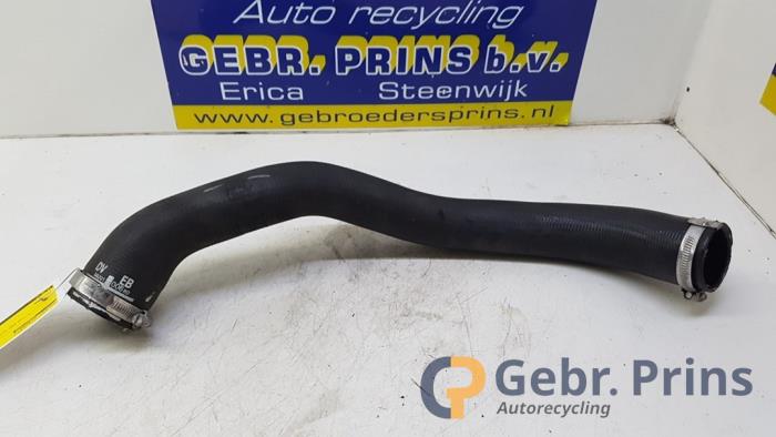 Gebruikte Intercooler Slang Peugeot 508 SW (F4/FC/FJ/FR) 1.5 BlueHDi 130 Prijs € 30,00 Margeregeling aangeboden door Autorec. Gebr. Prins b.v.