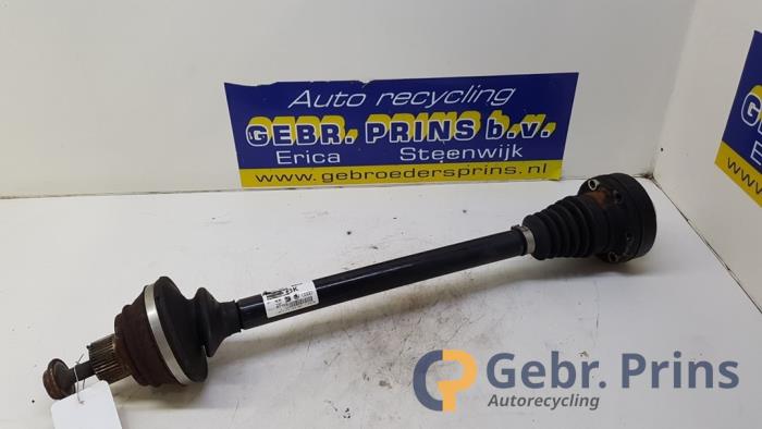 Gebruikte Aandrijfas links-achter Audi A5 Quattro (B8C/S) 3.0 TDI V6 24V Prijs € 50,00 Margeregeling aangeboden door Autorec. Gebr. Prins b.v.