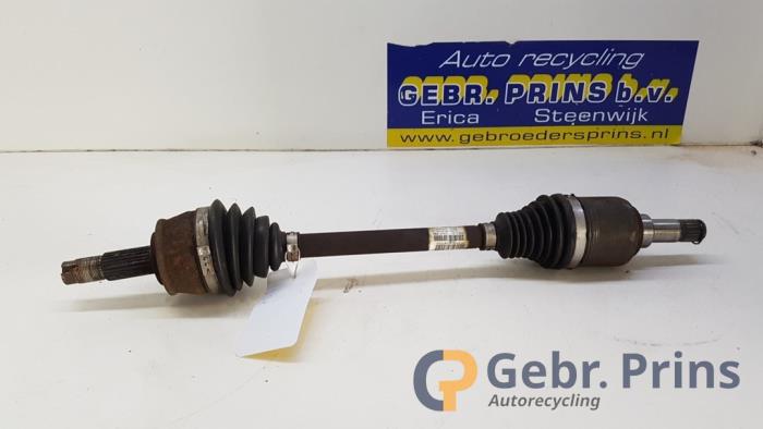 Gebruikte Steekas links-voor Fiat 500 (312) 0.9 TwinAir 60 Prijs € 40,00 Margeregeling aangeboden door Autorec. Gebr. Prins b.v.