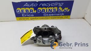 Gebruikte Remklauw (Tang) rechts-voor Ford Fiesta 7 1.0 EcoBoost 12V Prijs € 45,00 Margeregeling aangeboden door Autorec. Gebr. Prins b.v.