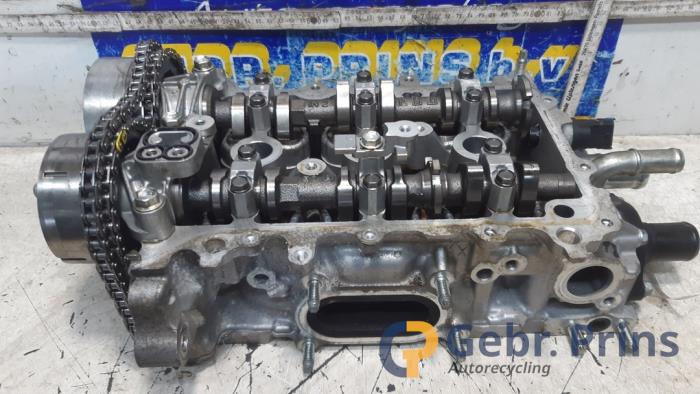 Gebruikte Cilinderkop Peugeot 108 1.0 12V VVT-i Prijs € 150,00 Margeregeling aangeboden door Autorec. Gebr. Prins b.v.