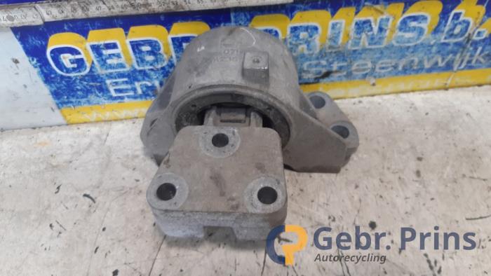 Gebruikte Motorsteun Citroen Nemo (AA) 1.3 HDi 75 Prijs € 25,00 Margeregeling aangeboden door Autorec. Gebr. Prins b.v.