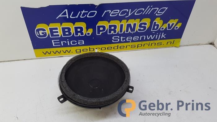 Gebruikte Luidspreker Dodge Nitro 3.7 STX V6 4x4 Autom. Prijs € 25,00 Margeregeling aangeboden door Autorec. Gebr. Prins b.v.