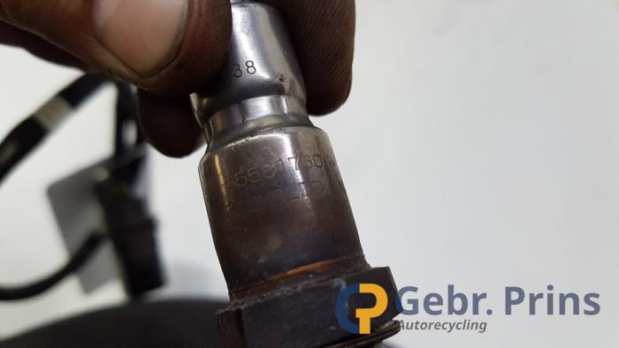 Lambda Sonde van een Opel Corsa E 1.3 CDTi 16V ecoFLEX 2015