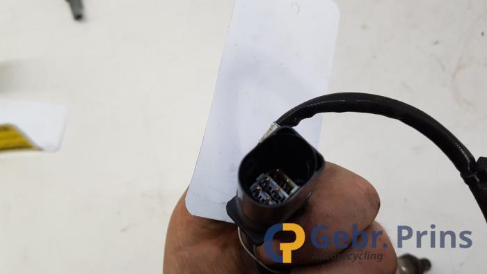Lambda Sonde van een Opel Corsa E 1.3 CDTi 16V ecoFLEX 2015