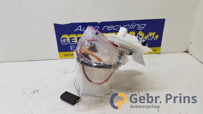 Gebruikte Tank element Pomp Mercedes A Limousine (177.1) 1.3 A-180 Turbo Prijs € 75,00 Margeregeling aangeboden door Autorec. Gebr. Prins b.v.