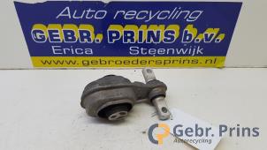 Gebruikte Motorsteun Mercedes A Limousine (177.1) 1.3 A-180 Turbo Prijs € 40,00 Margeregeling aangeboden door Autorec. Gebr. Prins b.v.