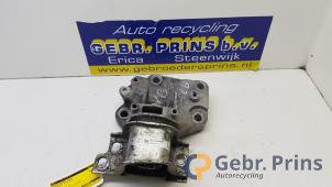 Gebruikte Versnellingsbak Steun Fiat Ducato (250) 3.0 140 Natural Power Prijs € 30,25 Inclusief btw aangeboden door Autorec. Gebr. Prins b.v.