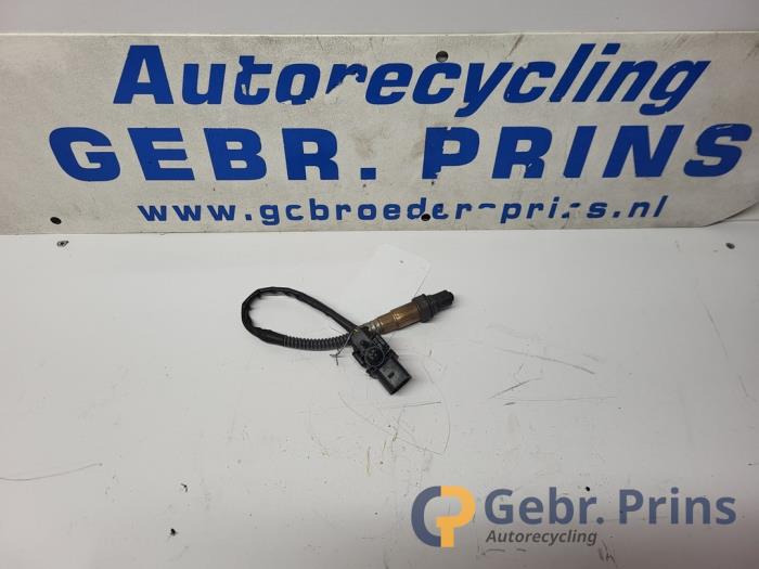 Gebruikte Lambda Sonde Volvo V70 (BW) 2.4 D 20V Prijs € 20,00 Margeregeling aangeboden door Autorec. Gebr. Prins b.v.