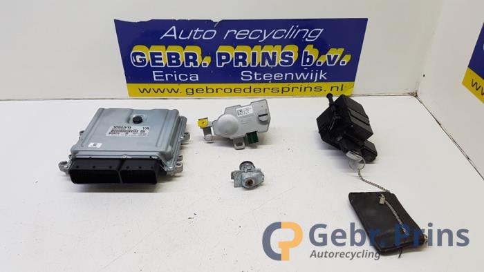 Gebruikte Kontaktslot + computer Volvo V70 (BW) 2.4 D 20V Prijs € 175,00 Margeregeling aangeboden door Autorec. Gebr. Prins b.v.