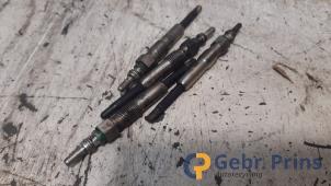 Gebruikte Gloeikaars Volkswagen Transporter T5 1.9 TDi Prijs € 36,30 Inclusief btw aangeboden door Autorec. Gebr. Prins b.v.