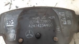 Gebruikte Remblok achter Mercedes B (W247) 1.3 B-180 Turbo 16V Prijs € 40,00 Margeregeling aangeboden door Autorec. Gebr. Prins b.v.