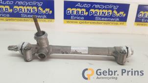 Gebruikte Stuurhuis Opel Corsa E 1.4 16V Prijs € 75,00 Margeregeling aangeboden door Autorec. Gebr. Prins b.v.