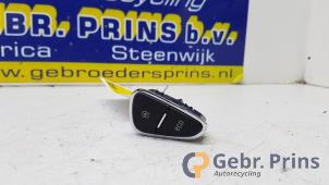 Gebruikte Schakelaar (diversen) Opel Corsa E 1.4 16V Prijs € 10,00 Margeregeling aangeboden door Autorec. Gebr. Prins b.v.