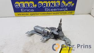 Gebruikte Ruitenwissermotor achter Opel Agila (B) 1.2 16V Prijs € 30,00 Margeregeling aangeboden door Autorec. Gebr. Prins b.v.