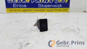 Gebruikte Schakelaar (diversen) Toyota Yaris III (P13) 1.5 16V Hybrid Prijs € 20,00 Margeregeling aangeboden door Autorec. Gebr. Prins b.v.