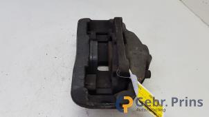 Gebruikte Remklauw (Tang) rechts-voor BMW 5 serie (E60) 545i 32V Prijs € 30,00 Margeregeling aangeboden door Autorec. Gebr. Prins b.v.