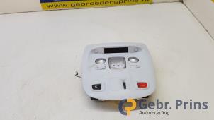 Gebruikte Binnenverlichting voor Peugeot 308 (L3/L8/LB/LH/LP) 1.6 BlueHDi 120 Prijs € 25,00 Margeregeling aangeboden door Autorec. Gebr. Prins b.v.