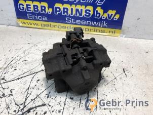 Gebruikte Remklauw (Tang) rechts-achter Mercedes CLK (C209) 3.2 320 V6 18V Prijs € 35,00 Margeregeling aangeboden door Autorec. Gebr. Prins b.v.