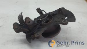 Gebruikte Fusee rechts-voor Peugeot 308 (L3/L8/LB/LH/LP) 1.6 BlueHDi 120 Prijs € 40,00 Margeregeling aangeboden door Autorec. Gebr. Prins b.v.