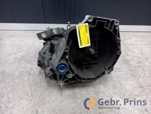 Gebruikte Versnellingsbak Fiat Doblo Cargo (223) 1.3 D 16V Multijet Prijs € 350,00 Margeregeling aangeboden door Autorec. Gebr. Prins b.v.