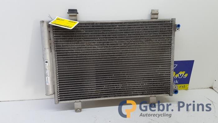 Airco Radiateur van een Opel Agila (B) 1.2 16V 2011