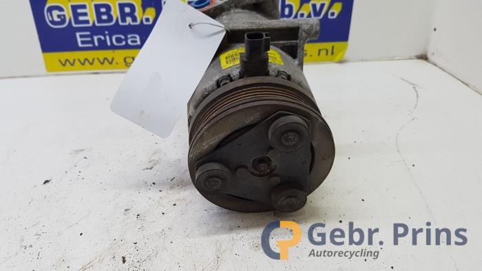 Gebruikte Pomp Airco Volvo S40 (MS) 1.8 16V Prijs € 50,00 Margeregeling aangeboden door Autorec. Gebr. Prins b.v.