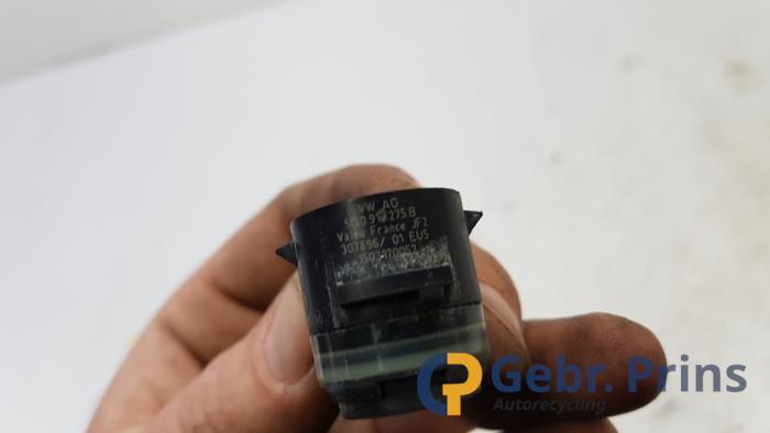 PDC Sensor van een Volkswagen Caddy IV 2.0 TDI 102 2017