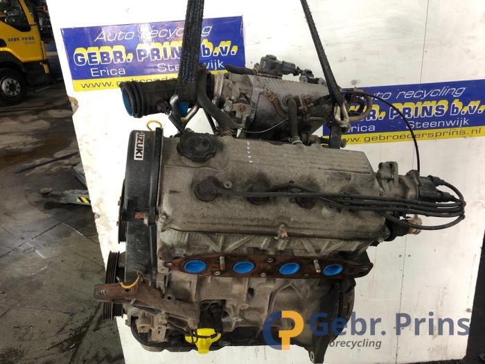 Motor van een Suzuki Alto (SH410) 1.0 16V 2002