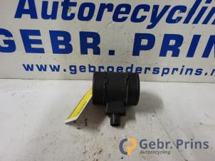 Gebruikte Luchtmassameter Opel Corsa D 1.3 CDTi 16V ecoFLEX Prijs € 25,00 Margeregeling aangeboden door Autorec. Gebr. Prins b.v.
