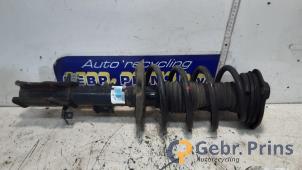 Gebruikte Veerpoot rechts-voor Mercedes Vito (639.6) 2.2 116 CDI 16V Euro 5 Prijs € 50,00 Margeregeling aangeboden door Autorec. Gebr. Prins b.v.