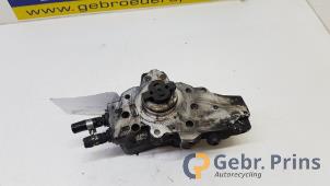 Gebruikte Brandstofpomp Mechanisch Mercedes C Combi (S203) 2.2 C-200 CDI 16V Prijs € 100,00 Margeregeling aangeboden door Autorec. Gebr. Prins b.v.