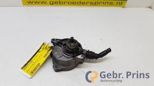 Gebruikte Vacuumpomp (Diesel) Mercedes C Combi (S203) 2.2 C-200 CDI 16V Prijs € 35,00 Margeregeling aangeboden door Autorec. Gebr. Prins b.v.