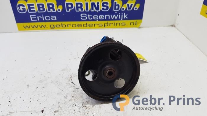 Gebruikte Servopomp Dacia Logan MCV I (KS) 1.5 dCi Prijs € 30,00 Margeregeling aangeboden door Autorec. Gebr. Prins b.v.