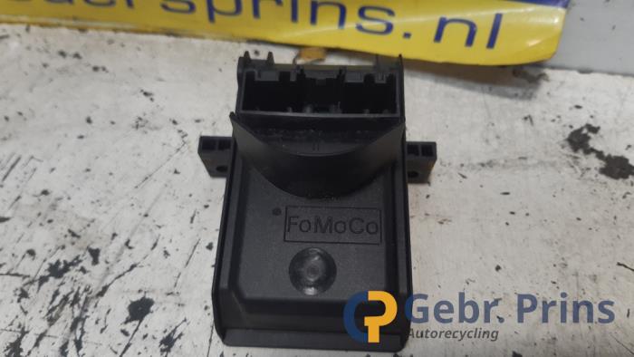 Gebruikte Smart entry computer Ford Transit Custom 2.0 TDCi 16V Eco Blue 130 Prijs € 96,80 Inclusief btw aangeboden door Autorec. Gebr. Prins b.v.