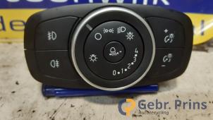 Gebruikte Licht Schakelaar Ford Transit Custom 2.0 TDCi 16V Eco Blue 130 Prijs € 30,25 Inclusief btw aangeboden door Autorec. Gebr. Prins b.v.