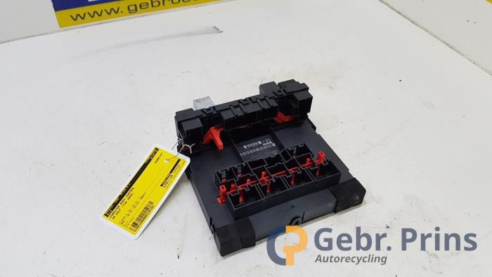 Gebruikte Bodycontrol Module Volkswagen Golf V (1K1) 2.0 TDI 16V Prijs € 30,00 Margeregeling aangeboden door Autorec. Gebr. Prins b.v.