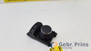 Gebruikte Regelunit Multi Media Lexus CT 200h 1.8 16V Prijs € 50,00 Margeregeling aangeboden door Autorec. Gebr. Prins b.v.