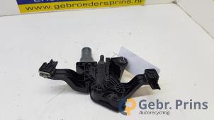 Gebruikte Ruitenwissermotor achter Opel Adam 1.4 16V Prijs € 40,00 Margeregeling aangeboden door Autorec. Gebr. Prins b.v.