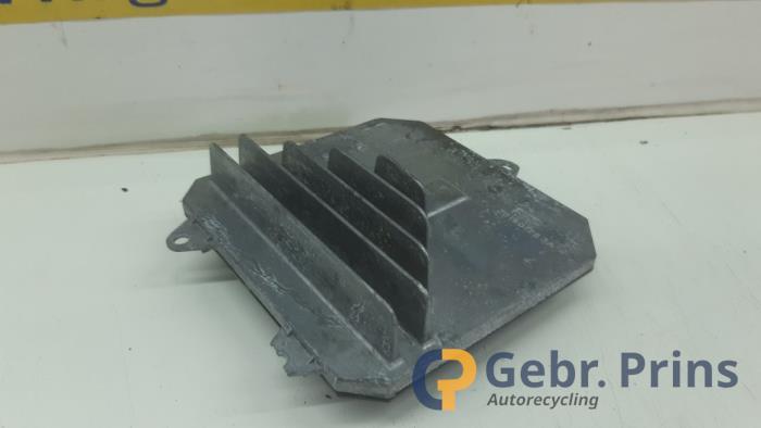 Gebruikte Module LED koplamp Tesla Model 3 Long Range 72kWh Prijs € 100,00 Margeregeling aangeboden door Autorec. Gebr. Prins b.v.